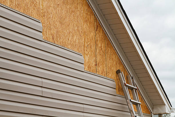 24/7 Emergency Wood Siding experts in Coats, NC